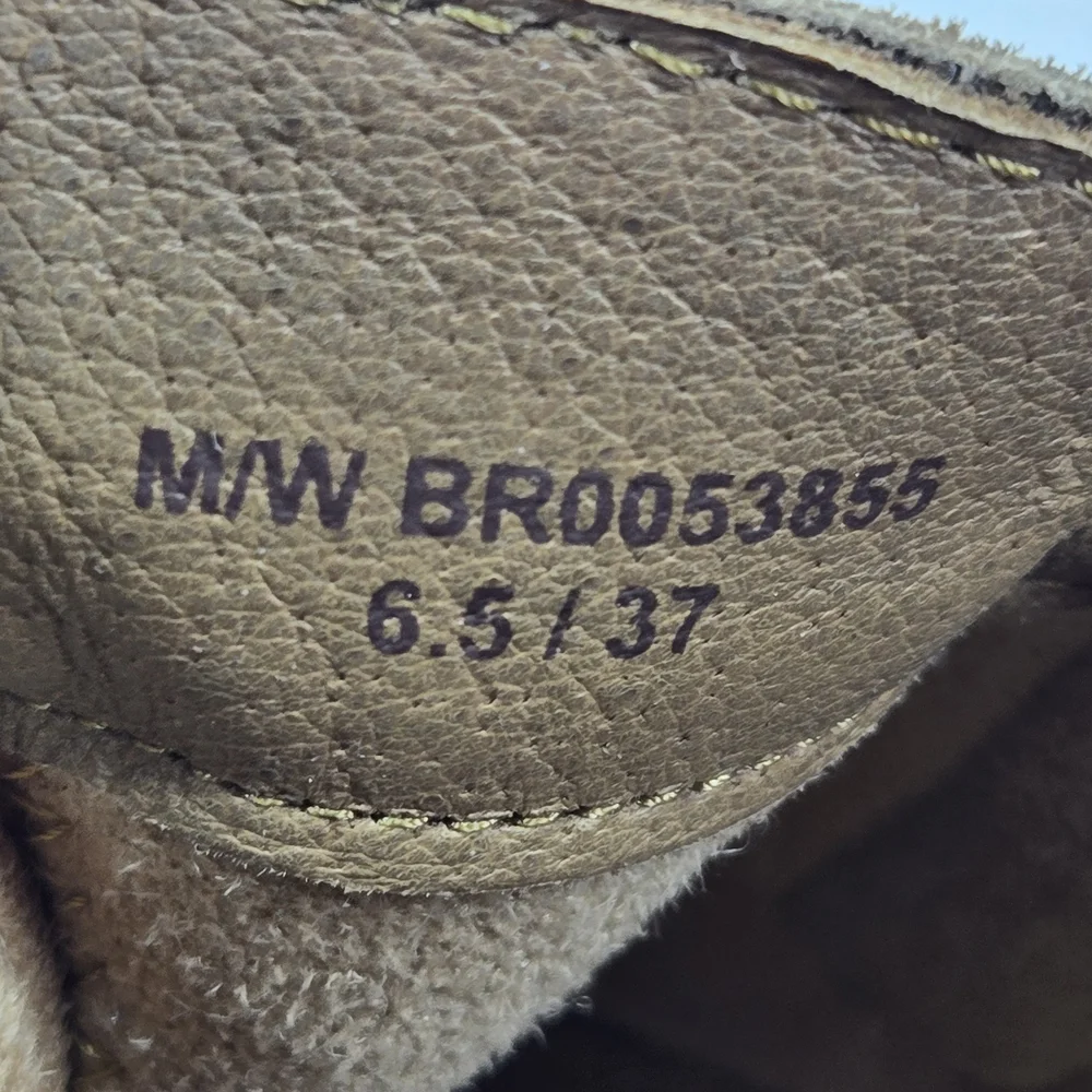 Born Malta II Zip-up Chelsea Taupe Distressed Taupe Ankle Booties Boots Size 6.5 - Picture 9 of 11